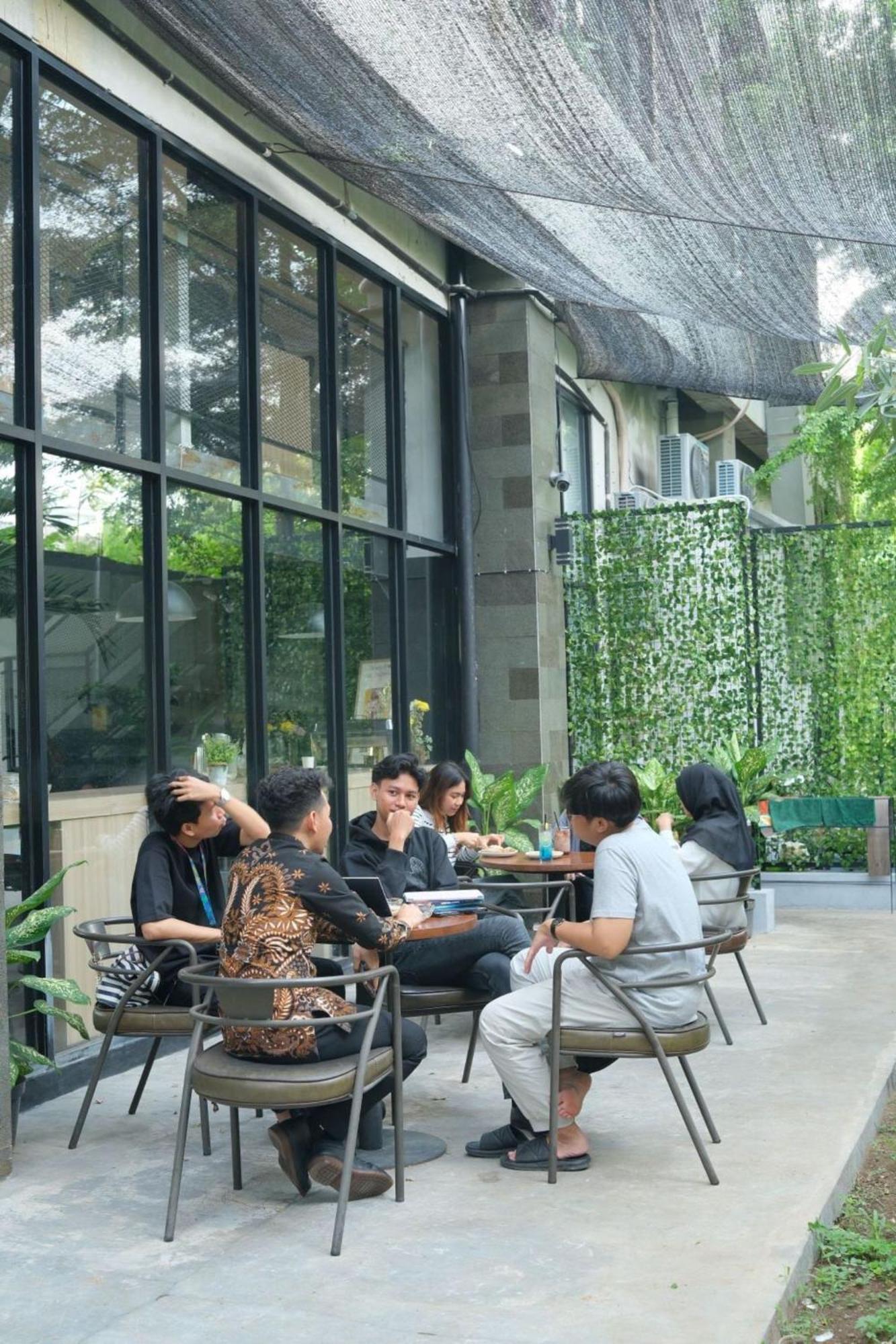 Cordova Suites Semarang Ngoại thất bức ảnh